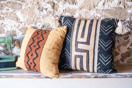 Lot de 2 housses de coussin avec textiles africains brodés à la main