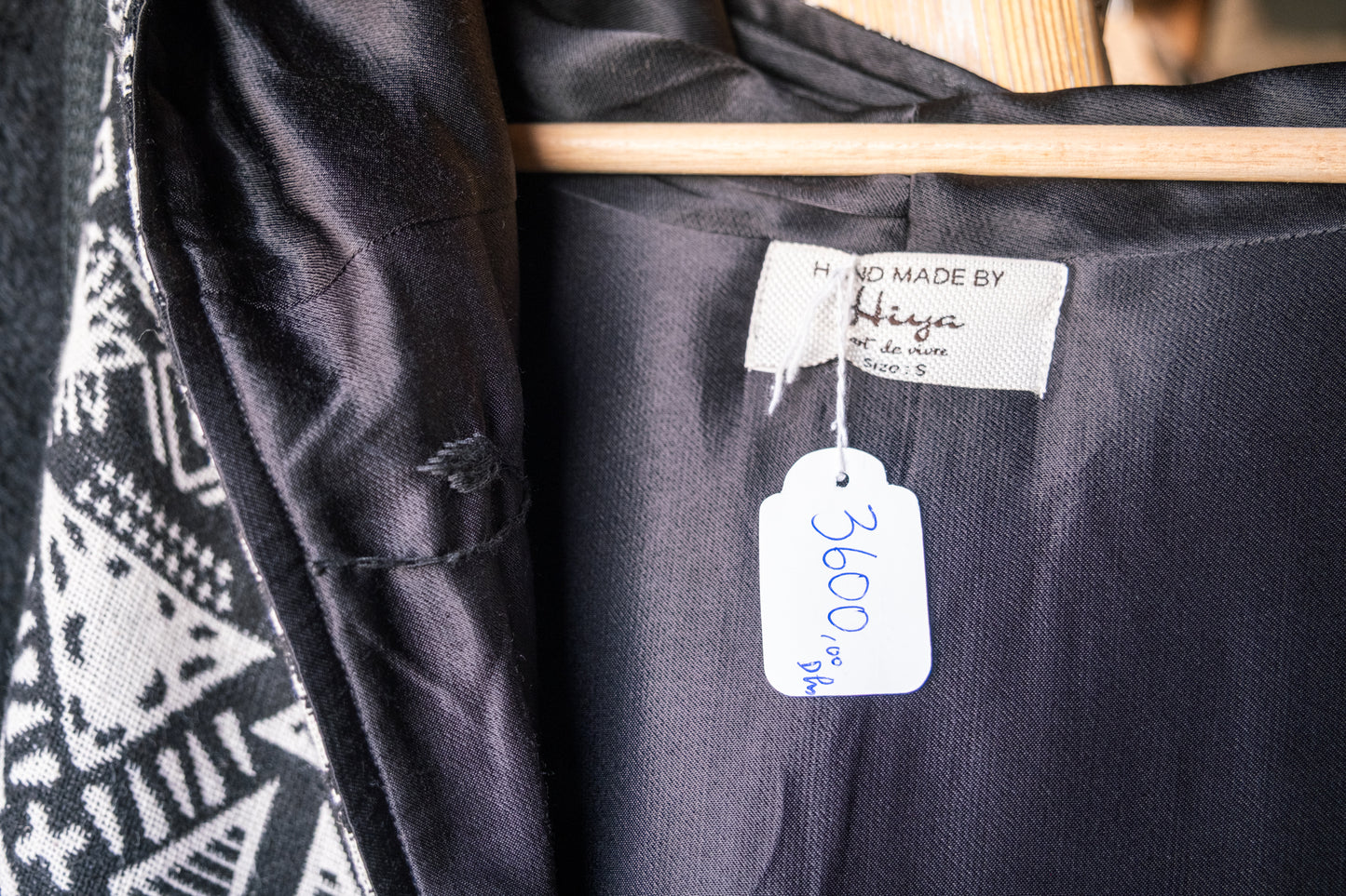 Manteau artisanal unisexe à capuche