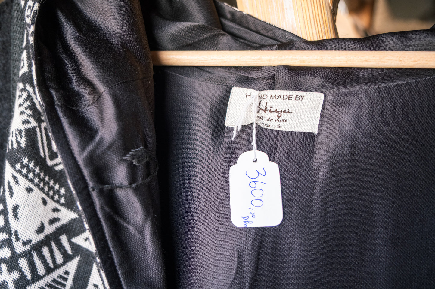 Manteau artisanal unisexe à capuche