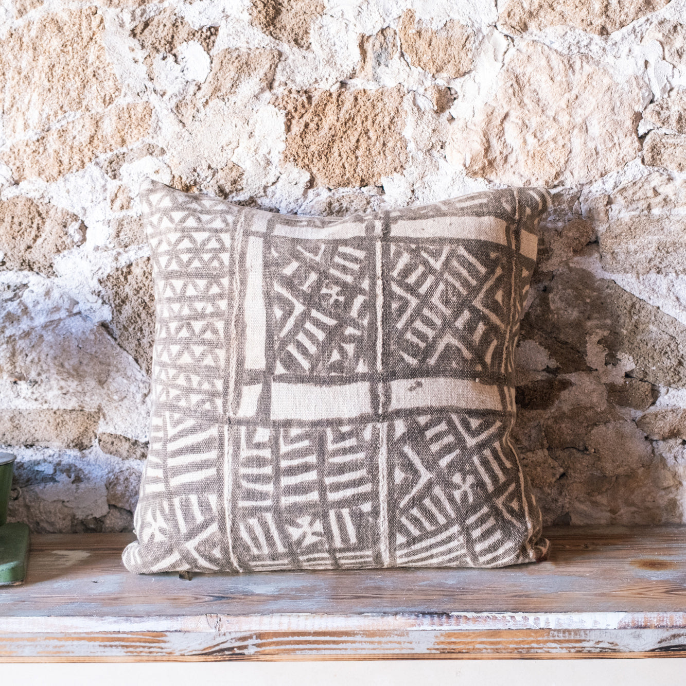 Housse de coussin décoratif en textile africain authentique imprimé à la main